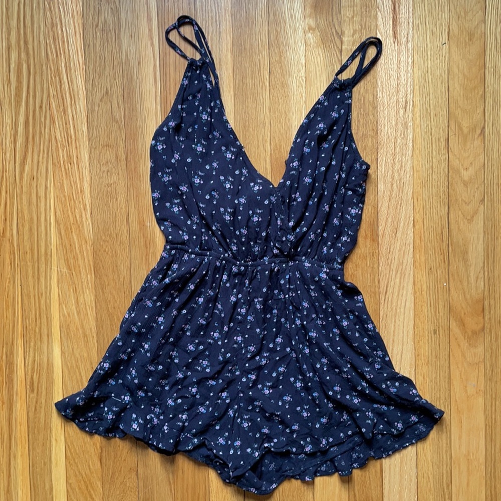 American Eagle Floral Romper
